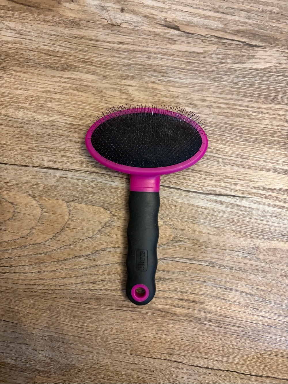 ***HARTZ Dog Brush.
